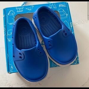 NIB! Native Howard Shoes - Blue and White C4